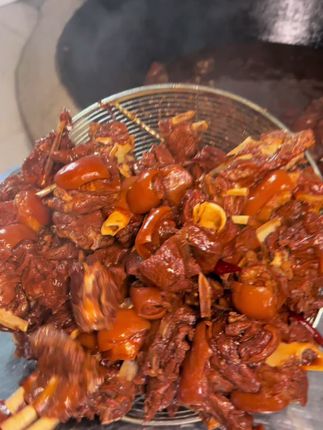 红烧羊肉汤汁拌米饭大家能吃几碗大米饭 #美食 #太香啦 #红烧羊肉 #海门红烧羊肉 #星乡村星农人