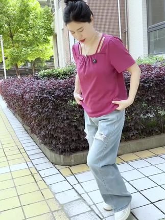 设计感正肩短袖 #百搭 #正肩t恤 #夏季新款 #大码女装 #小个子穿搭@DOU+上热门 @DOU+好生意 @DOU+小助手