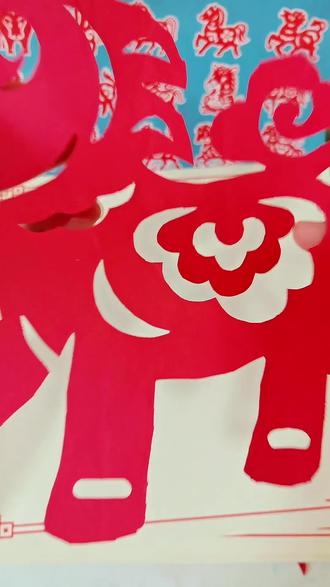 孩子的寒假手工作业都准备好了吗?如果还没有赶紧来给他安排这套马年剪纸贴画吧!30张15款不同的马,自带线稿,不会绘画也能剪出好看的图案。#手工剪纸 #儿童手工剪纸 #剪纸 #儿童手工 #手工作业