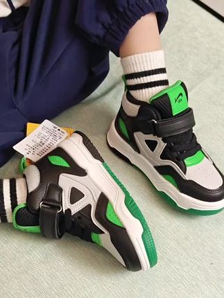 #贵人鸟 潮酷百搭的运动板鞋,上脚轻便舒适,关键品牌的才这个价,实在太划算了!刷到有码的闭眼薅。#高品质童鞋 #品牌童鞋 #高品质时尚童鞋 #板鞋