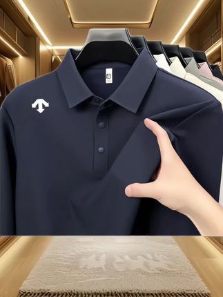 这件迪桑长袖polo衫吧!它是从奥特莱斯撤柜的,属于那种简约又经典的款式,怎么搭配都不会出错。不管是上班通勤还是日常休闲,都能轻松应对,而且它的面料很好,上身特别舒服,喜欢的朋友别错过#品质男装 #奥特莱斯 #polo衫穿搭 #不挑年龄不挑身材 #谁穿谁好看