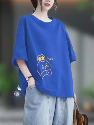 #短袖T恤 #宽松版型 #大码女装 #面料柔软舒适 #上热门