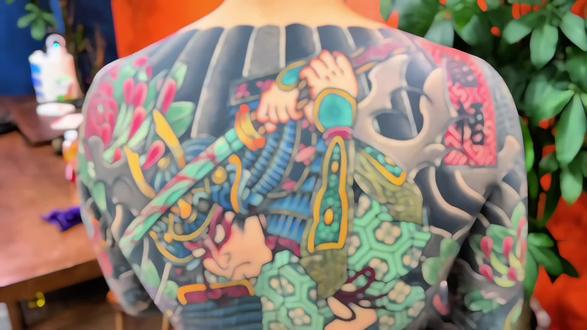 真正给你撑腰的 是那个不败的自己#老传统满背 #老传统纹身 #深圳纹身 @抖音热点