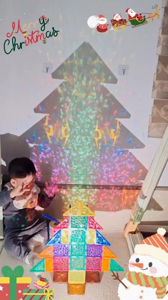 #创作灵感 #dou上热门 #磁力片 磁力片光影圣诞树拼搭教程 #益智玩具 #圣诞节 @DOU+小助手 @抖音玩法合伙人 @抖音创作灵感