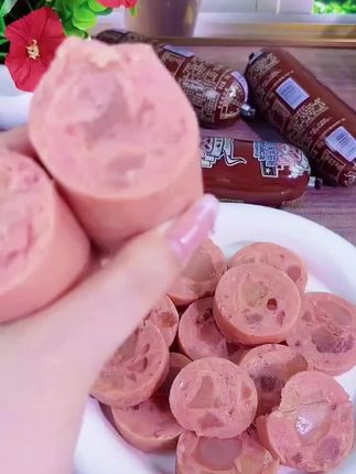 俄罗斯牛筋肠肉感十足、越嚼越香超好吃