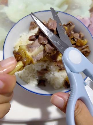 别再用手撕肉菜,用嘴咬AD给宝宝了,可以安排这套316不锈钢辅食剪,干净卫生出门携带方便#宝宝辅食工具#辅食剪刀#母婴好物#宝宝餐具
