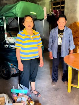 爸爸一直都喜欢吃我家这个椒麻鸡,隔几天我就会送几只下来#农村美食记录生活