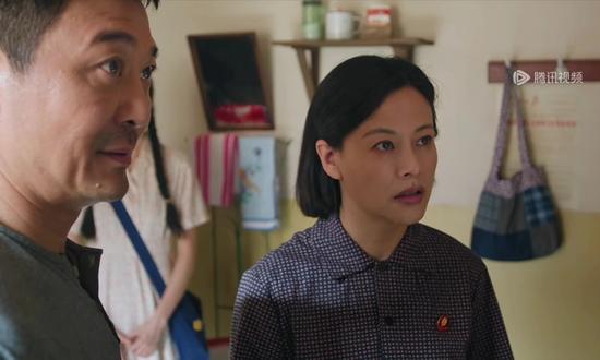 女儿两追求者齐上门,尴尬费爸左右为“男”#热播电视剧 #一起追剧 #好剧推荐 #好剧分享