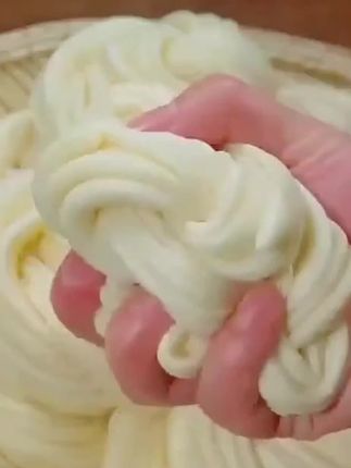 蒸包子馒头#不再用酵母和泡打粉了,不仅不健康,还有一股酵母味,来看看我蒸的包子,非常好吃,我用的是老试发面宝,蒸出来的馒头非常好吃,真的太方便了