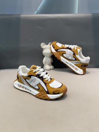 #男鞋穿搭 #休闲板鞋 #潮鞋只为你打造 #运动鞋 #潮鞋穿搭