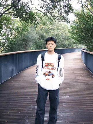 喜欢工装裤的可以看看这个新款 全新的工装裤,非常百搭,多口袋,材质舒服手感好,#zlayco多口袋工装裤 #工装裤 #zlayco #秋天穿搭