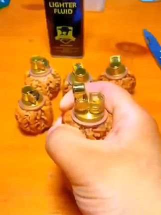 自制爱心文玩"真核桃"创竟煤油打火机,可把玩可收藏创意礼物#煤油打火机#高档大气上档次#送男友的打火机推荐