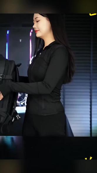 新款大容量牛津布双肩包男士防泼水时尚电脑包商务出行多功能背包#男士背包推荐 #职场好物 #通勤神器 #出差必备好物