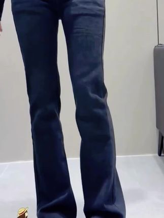 #微喇牛仔裤#面料柔软舒适#优雅气质#洋气减龄#时尚百搭@DOU+小助手