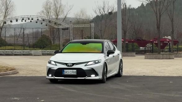 丰田车型前排座椅下的空调出风口裸露,容易导致异物进入,产生异且难以取出。这款保护罩可解决这些问题,安装简单不影响出风#出风口保护罩 #丰田 #汽车用品 #凯美瑞