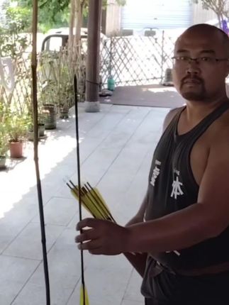 “怒气开弓,息气放箭。怒气开弓则力雄而引满,息气而放则心定而虑周”#射箭 #弓箭 #传统弓 #冷兵器 @体能桃儿教练 @剑斗家魔君 @宜兴冷兵实战-小猫 @一个大瞳啊(冷兵器 格斗) @爱捡猫狗的王教练 @不是假发是佳男刘
