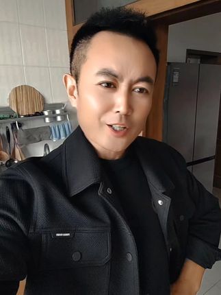 #上热门话题4000亿播放 #原创视频 #情感共鸣 #正能量 #搞笑😂