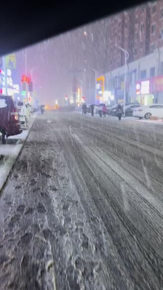 一滴温度合适成分一致的盐水不能被称之为眼泪