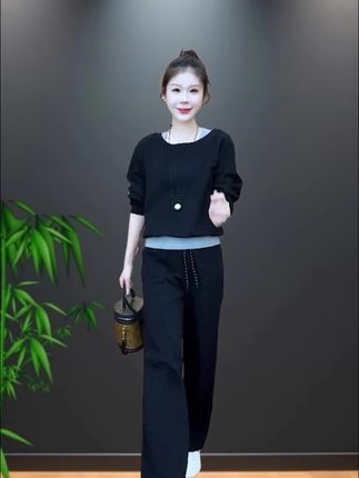 时尚休闲运动套装女2025秋季新款洋气显瘦假两件卫衣阔腿裤两件套#卫衣两件套 #减龄穿搭 #又美又飒 #穿搭 #早秋穿搭三分钟出门不是梦