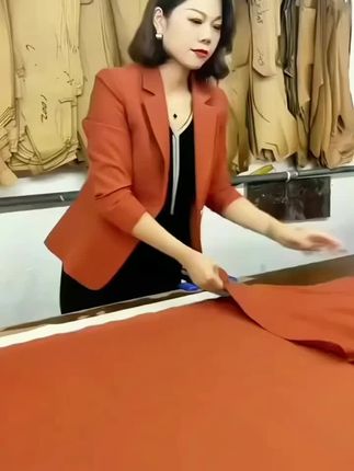 #创作灵感 时尚洋气西服外套#穿出自信穿出美丽 #时尚气质穿搭 #品质女装 #谁穿谁好看