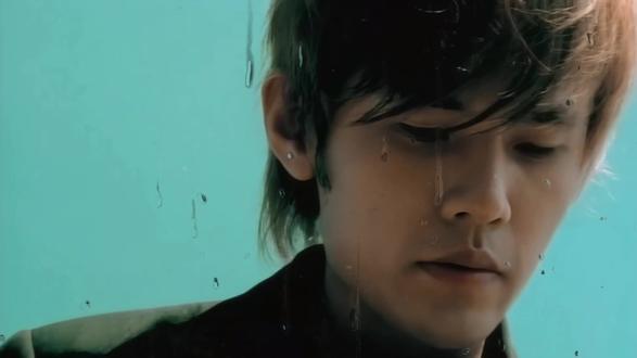 周杰伦笔下的纯爱,美得让人甘心错过!《那天下雨了》:错过是青春的滤镜,遗憾也是一种浪漫 #周杰伦 #那天下雨了 #太阳之子