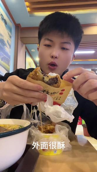 解锁一下东北的小吃,你们知道还有那些东北特色小吃吗#海员#东北 #vlog十亿流量扶持计划 #真实生活分享官 #青年创作者计划