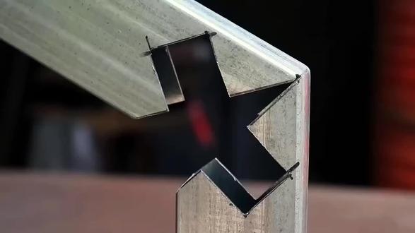 焊工师傅几十年的经验总结出来几种折弯焊接技术,真的是太实用了! #焊接 #手艺人 #创意