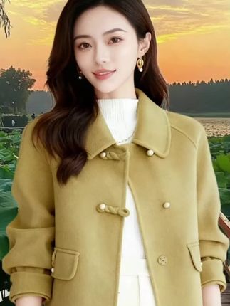 新款外套面料柔软舒适#谁穿谁好看特别有女人味 #时尚减龄穿搭