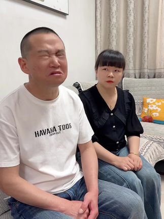 你拿错手机怪我干啥……#欢乐夫妻