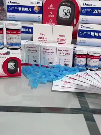 人呐!没有谁配不上谁两块钱一包的盐,可以配上 万一桌的菜但上万的菜没有盐,也是淡然无味