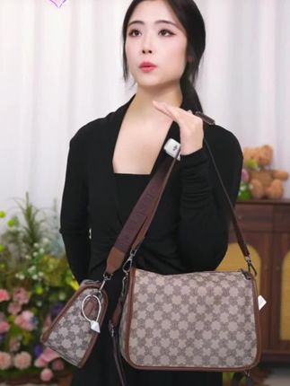 迪兰奇包包女款爆款2025新款通勤女包斜挎包大容量百搭潮流便携包#潮包 #便携包 #新款女包