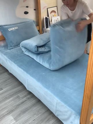 #学生宿舍三件套 #牛奶绒三件套#加厚保暖#面料柔软舒适 #不掉毛不掉色