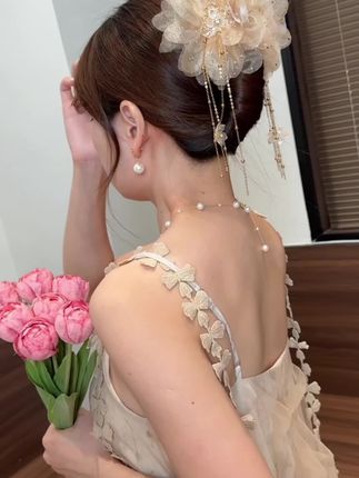 春夏流苏抓夹气质百搭#头饰发饰 出游逛间就靠它啦!#仙女饰品 #抓夹 #头饰搭配