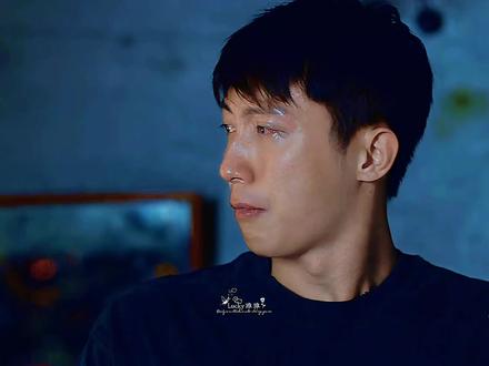 奶奶离世,小满成了孤儿#岁月有情时#黄景瑜#关晓彤