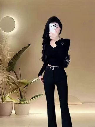黑色休闲微喇叭西装裤女秋季新款高腰修身显瘦百搭垂感拖地裤#今日穿搭 #气质女神范儿 #今日分享