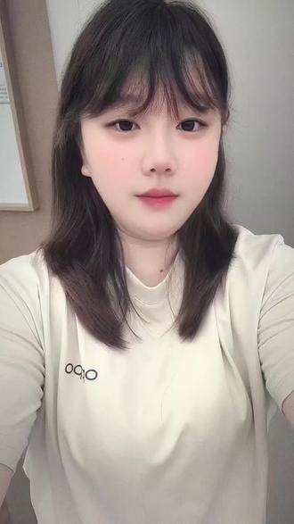 你的手机可以一键录音吗。我的oppoReno16可以哟