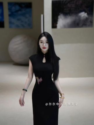 复古新中式刺绣旗袍  秋季修身中国风旗袍#气质穿搭 #美美滴