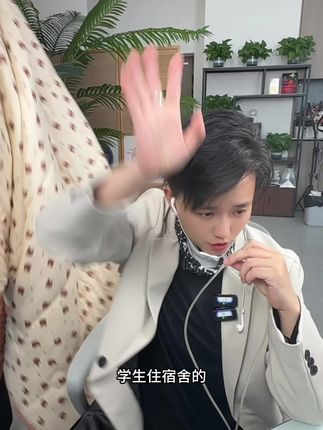 珊瑚绒双面羽丝春秋被,整张羽丝棉填充,性价比超高,柔软亲肤,轻盈不压身,学生党、打工族宿舍首选#被子 #宿舍神器 #好物分享