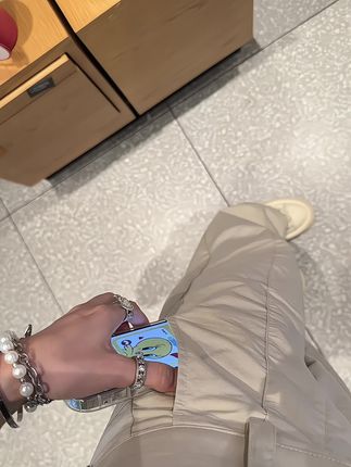 好可爱的大哥大bb机📱 好朋友你会送我的对吧#爱了爱了 #好物推荐🔥 #手机壳高级款 #是时候安排一下了