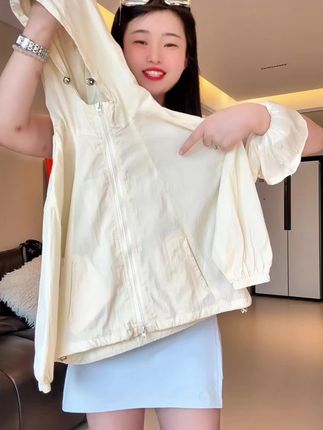 女童韩版洋气风衣外套夏季新款儿童百搭休闲连帽防晒冲锋衣潮#气质范 #时髦穿搭 #清凉一夏 #防晒衣 #阿曼儿母婴