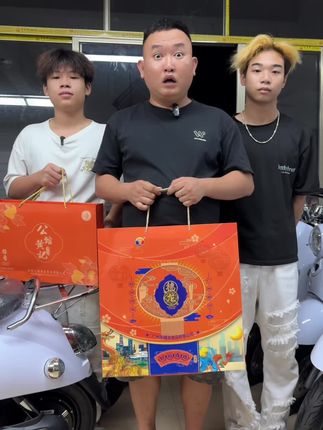 啥人都有啊。#万万没想到 #记录我的农村生活