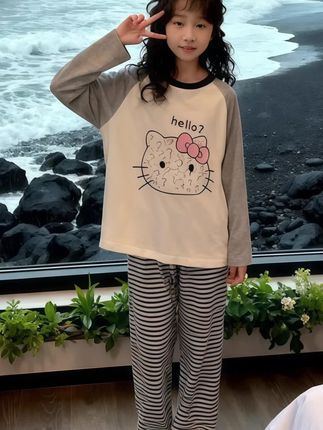 #女童睡衣穿搭 #儿童可爱风 #秋日溫馨 #童真小甜妹 #睡衣家居服