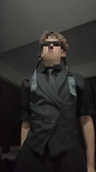 今天是登登登#慢摇 #氛围感 #抖音热门舞蹈 #卡点舞