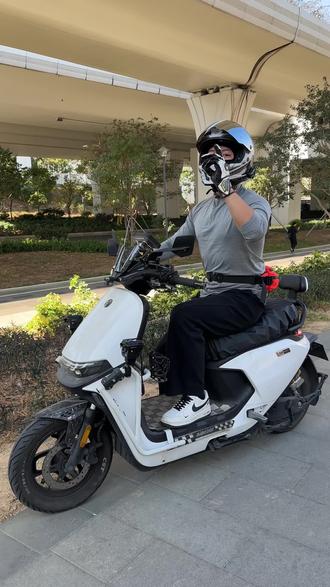 第九十四期:九号新车落地,今天改什么?
#九号真智能 #蝙蝠后视镜 #后视镜改装