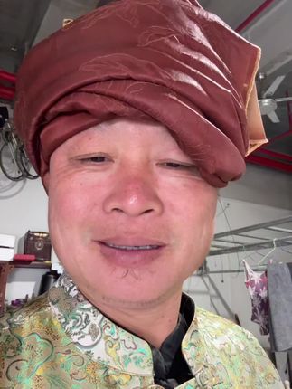 63岁的大叔用简单的方法把牙齿养得很好,你学会了吗#卖盐粉一哥