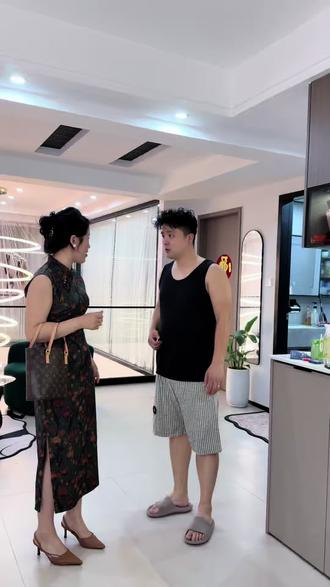 咱就不能打扮成熟点?#夫妻日常