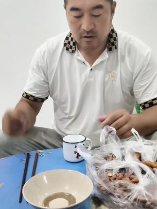 下班了,搞点孔望山这两年生活真的很难,再难也要活下去啊