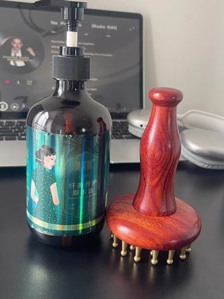 亲测好用的#发热暴汗精油,清爽不油腻,简单好坚持#无限回购的宝藏单品#轻松甩掉大肚腩水桶腰#运动发热精油#居家锻炼