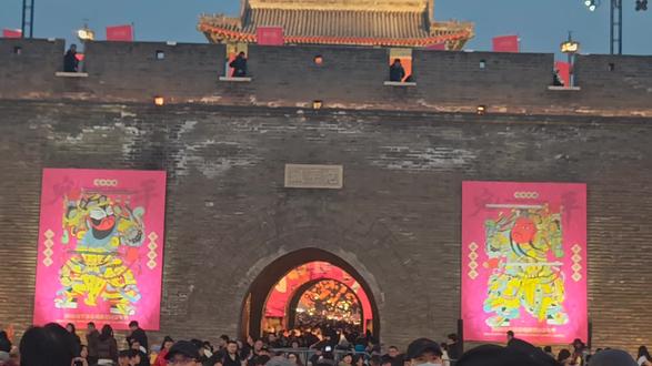 灯火阑珊处。美到迷离时。很多网友要我教视频剪辑。我的视频都不是剪辑的。是拍摄的。我追的光影魔术手。所以特别唯美。#灯会