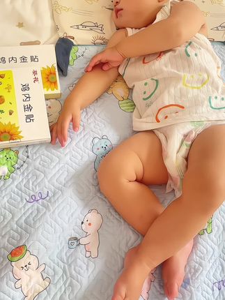 看到宝宝吃得好睡得香,当妈妈的,真心知足了。#鸡内金 #宝妈分享 #鸡内金贴